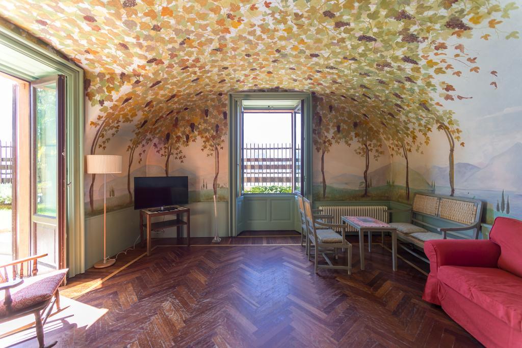 Villa La Rossa Fiumelatte Esterno foto
