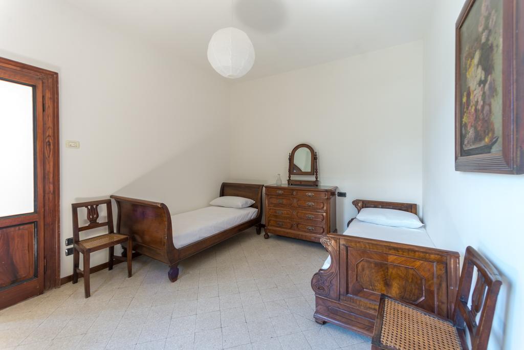 Villa La Rossa Fiumelatte Esterno foto